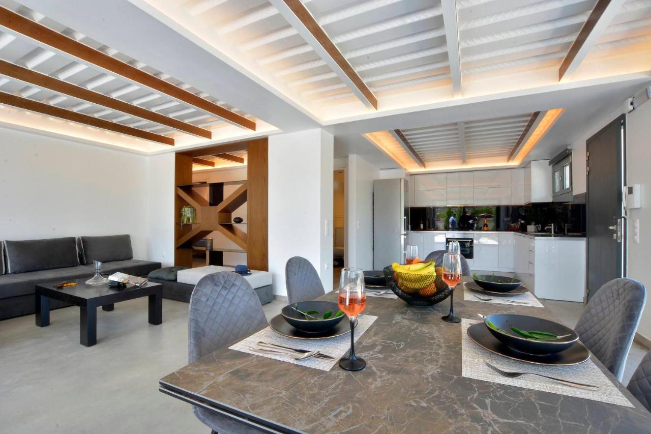 Villa Flamingo - 4 Bedrooms - Private Pool - Next To Renowned Issos & Korission *