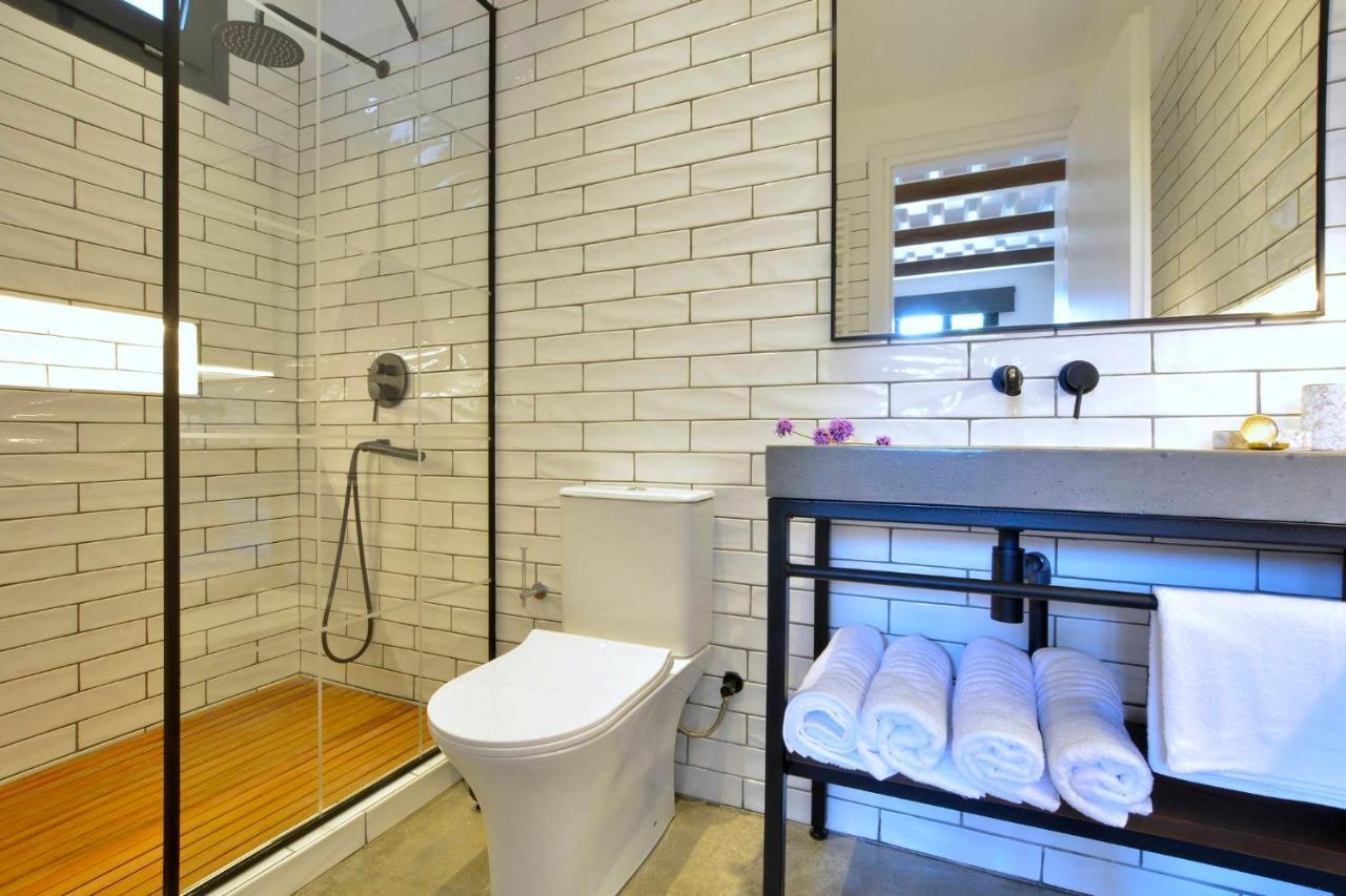 Flamingo - 4 Bedrooms - Private Pool - Next To Renowned Issos & Korission