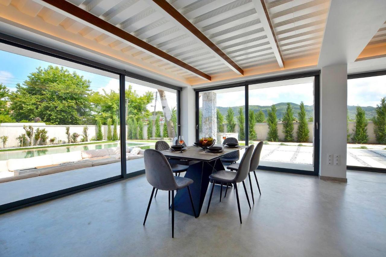 Flamingo - 4 Bedrooms - Private Pool - Next To Renowned Issos & Korission *